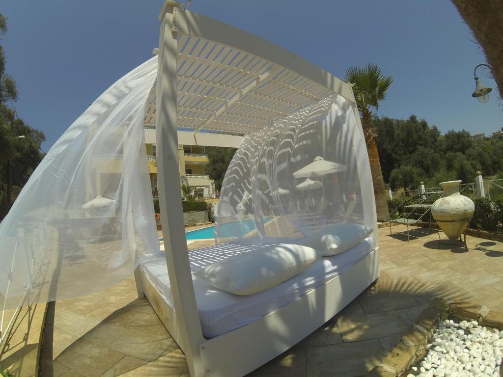 Golden Sun Apartment Parga Exterior photo